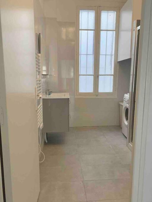 Apartment Beautiful Central Beach In Juan Les Pins